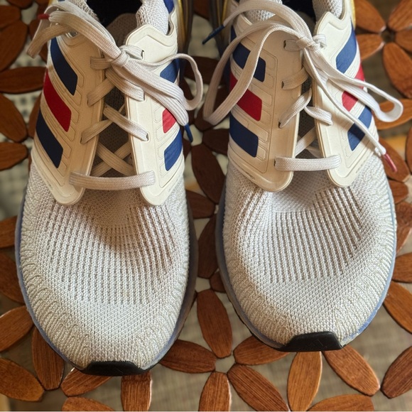 Adidas Men's Ultra BOOST 20 'White Royal Blue Red' Running Sneakers - Picture 9 of 15